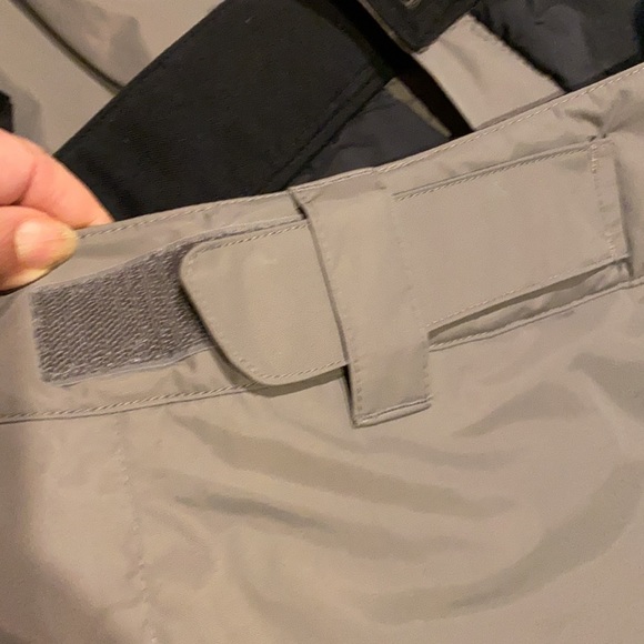 NWT L.L. Bean Grey Waterproof Tek 2 Snow and Ski Pants - Picture 7 of 16